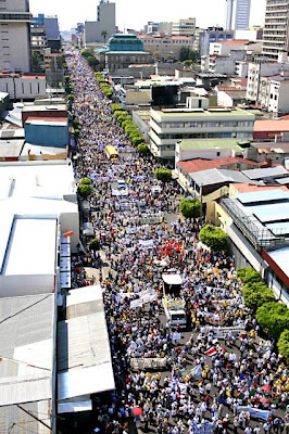 mucha_gente.jpg